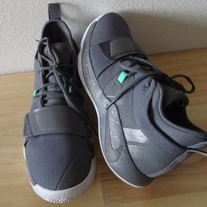 SIZE 11.5. NIKE PQ 2.5 trainers basketball sneakers shoes.